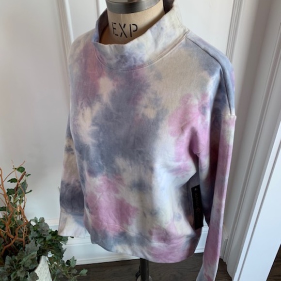 Almost Famous NWT Tie Dye Mock trtneck Sweatshirt - Picture 7 of 11